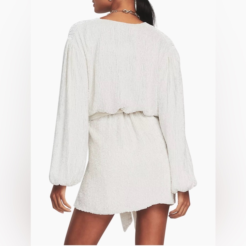 Gabrielle Robe Dress 🕊️ - Picture 5 of 7